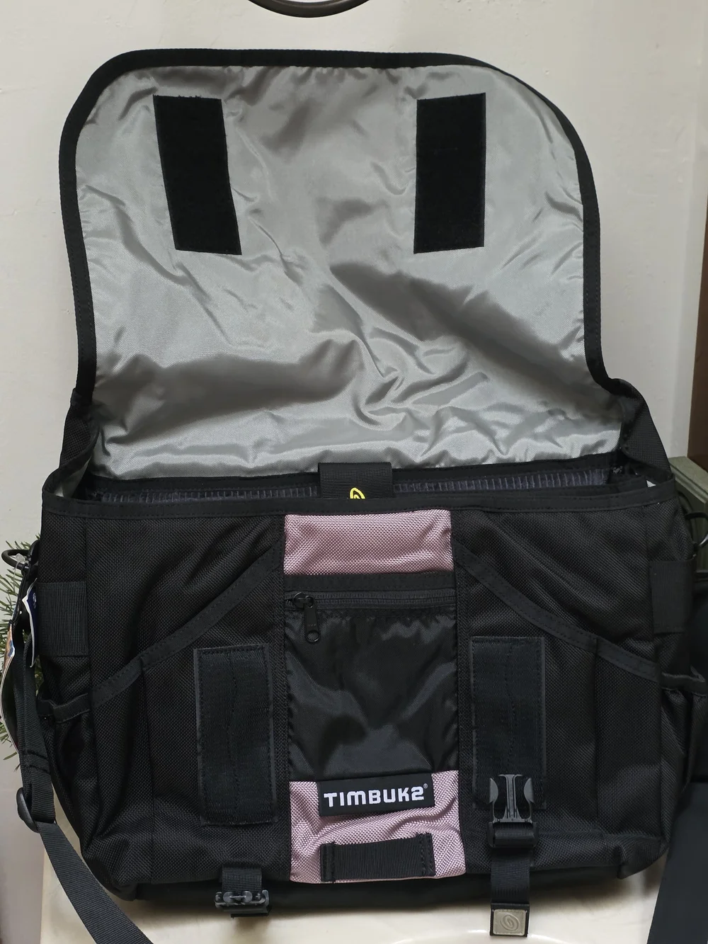Timbuk2 Black and Lavender Messenger Laptop Bag, Vintage Deadstock, Y2k Rare NWT